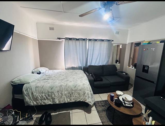 2 BEDROOM APARTMENT FOR SALE IN SCOTTSVILLE